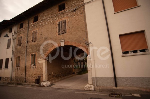 casa indipendente in vendita a Martignacco in zona Ceresetto