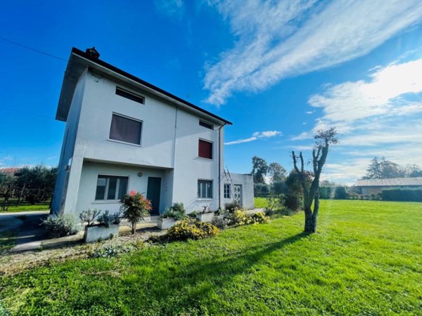 casa indipendente in vendita a Martignacco in zona Faugnacco