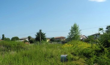 terreno edificabile in vendita a Martignacco
