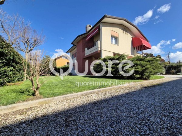 casa indipendente in vendita a Martignacco