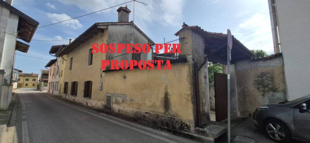 casa indipendente in vendita a Martignacco in zona Nogaredo di Prato