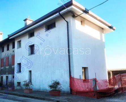appartamento in vendita a Martignacco in zona Nogaredo di Prato