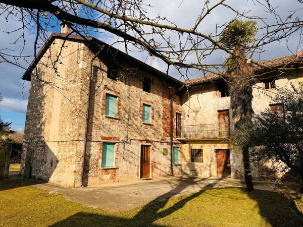 casa indipendente in vendita a Martignacco in zona Faugnacco