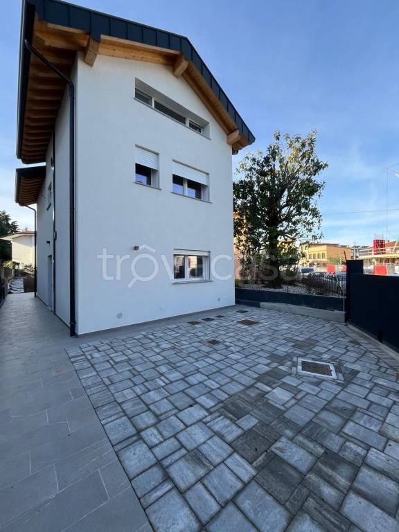 casa indipendente in vendita a Martignacco