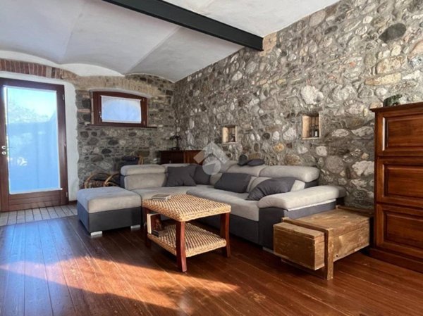 casa indipendente in vendita a Martignacco in zona Nogaredo di Prato