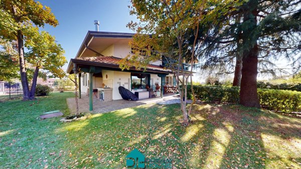 casa indipendente in vendita a Martignacco