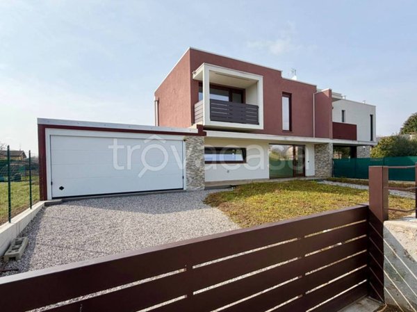 casa indipendente in vendita a Martignacco