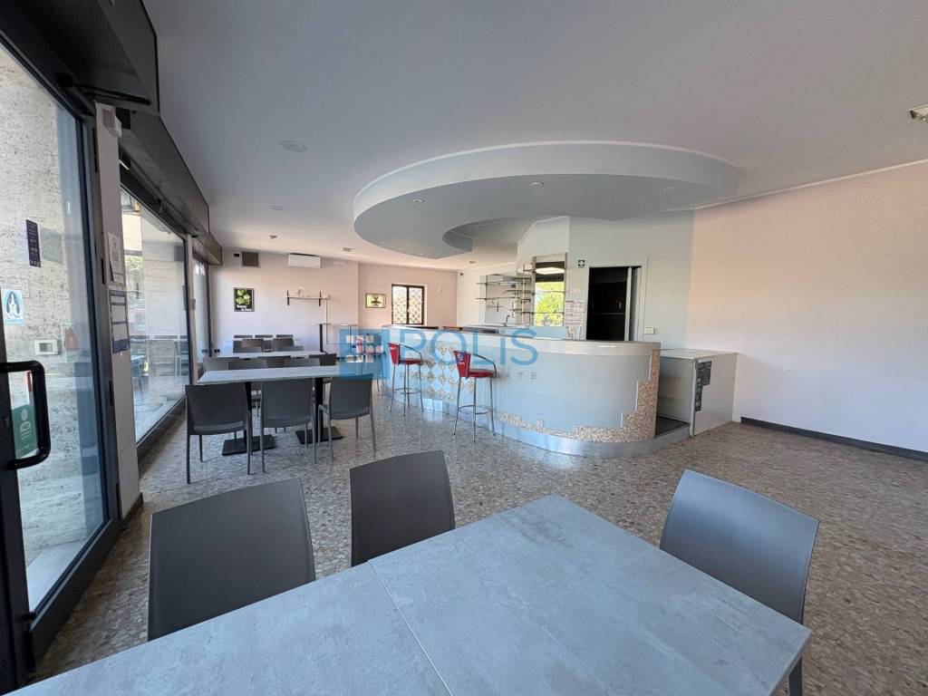 negozio in vendita a Martignacco