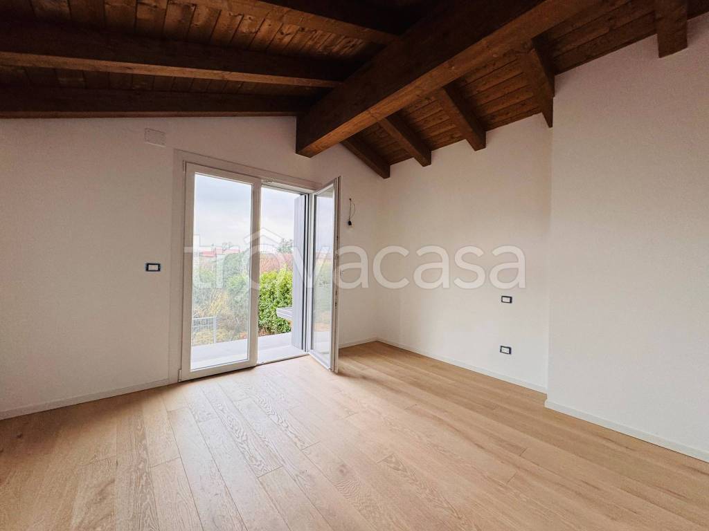 casa indipendente in vendita a Martignacco