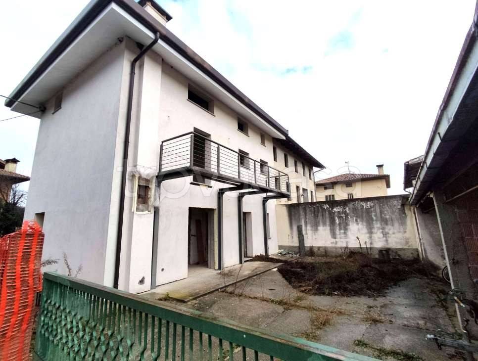 casa indipendente in vendita a Martignacco in zona Nogaredo di Prato