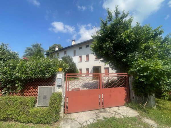 casa indipendente in vendita a Martignacco