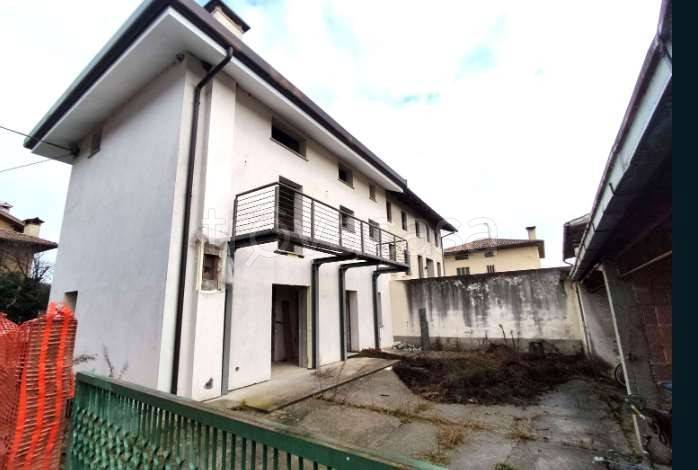 casa indipendente in vendita a Martignacco in zona Nogaredo di Prato