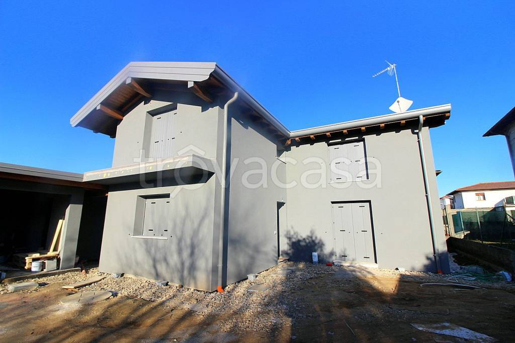 casa indipendente in vendita a Martignacco