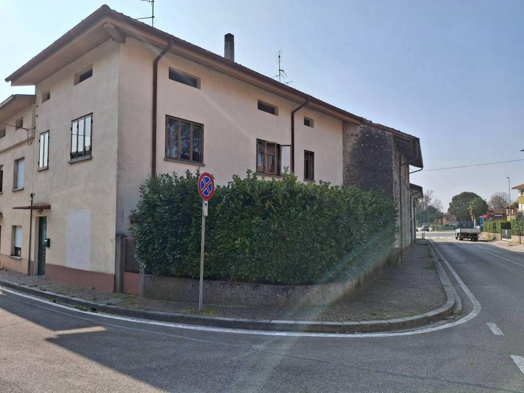 casa indipendente in vendita a Martignacco
