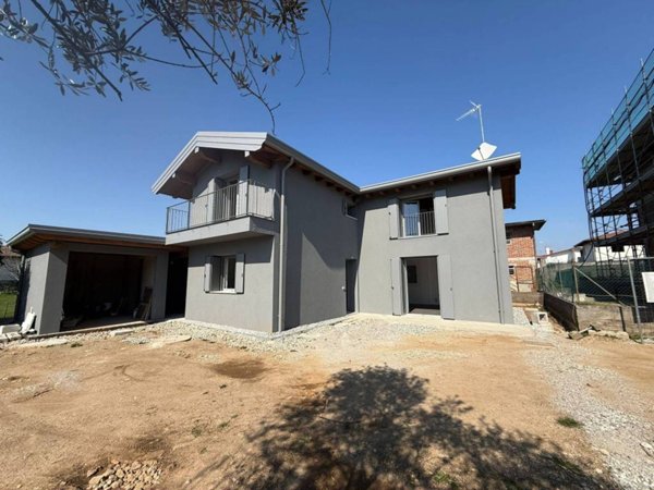 casa indipendente in vendita a Martignacco