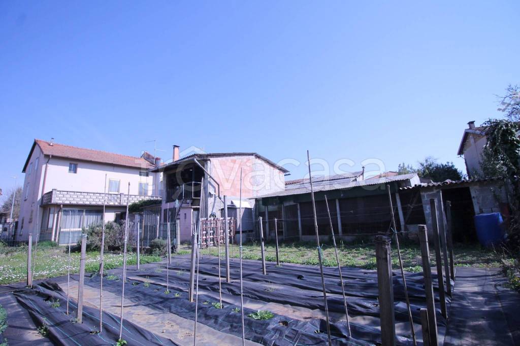 casa indipendente in vendita a Martignacco in zona Nogaredo di Prato