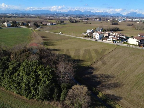 terreno agricolo in vendita a Martignacco in zona Nogaredo di Prato