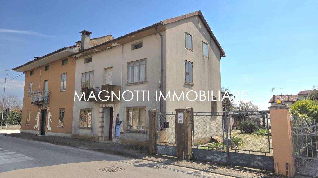 casa indipendente in vendita a Martignacco in zona Nogaredo di Prato