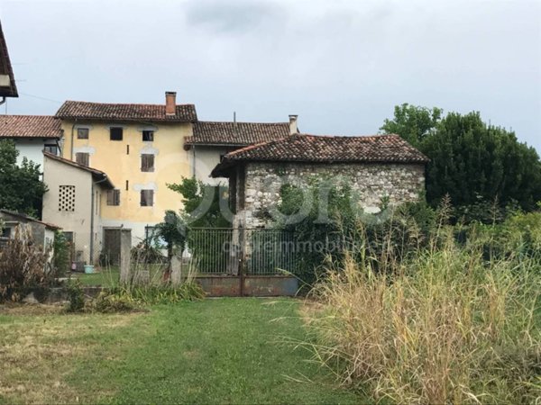 casa indipendente in vendita a Martignacco in zona Torreano