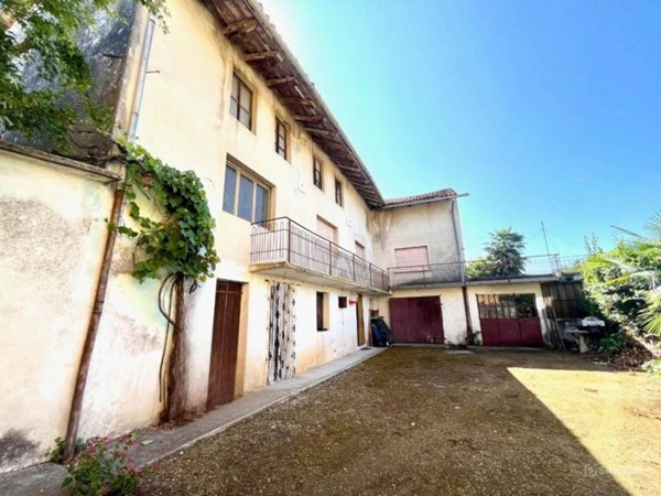 casa indipendente in vendita a Martignacco in zona Ceresetto