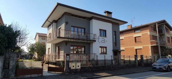 appartamento in vendita a Martignacco in zona Ceresetto