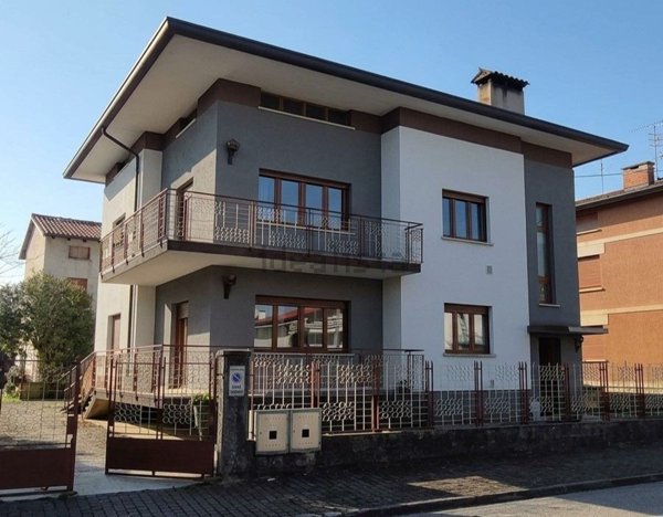 appartamento in vendita a Martignacco in zona Ceresetto