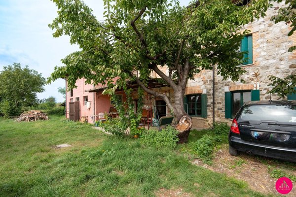 casa indipendente in vendita a Martignacco