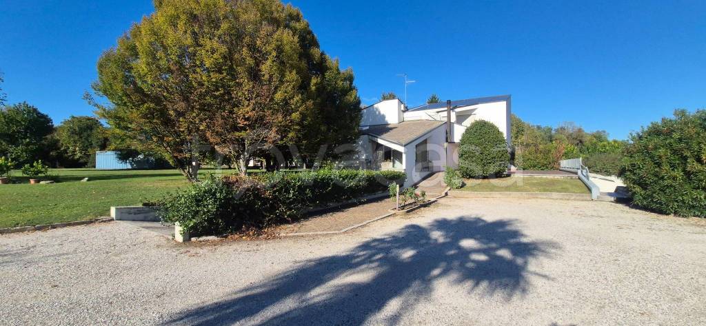 casa indipendente in vendita a Martignacco