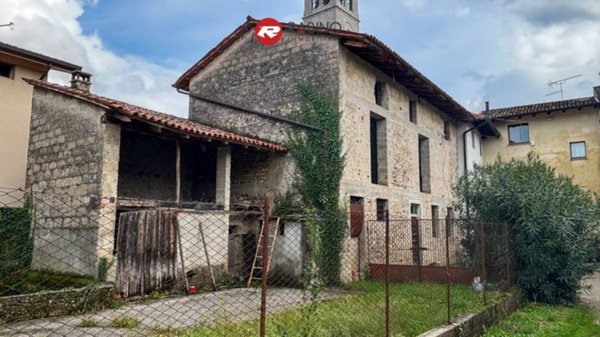 casa indipendente in vendita a Mereto di Tomba in zona Plasencis