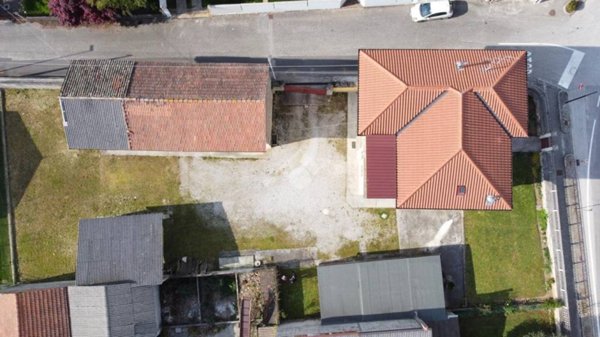 casa indipendente in vendita a Mereto di Tomba