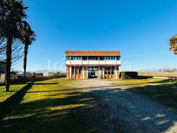 appartamento in vendita a Mereto di Tomba in zona Pantianicco