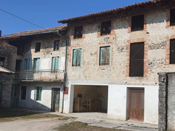 casa indipendente in vendita a Mereto di Tomba