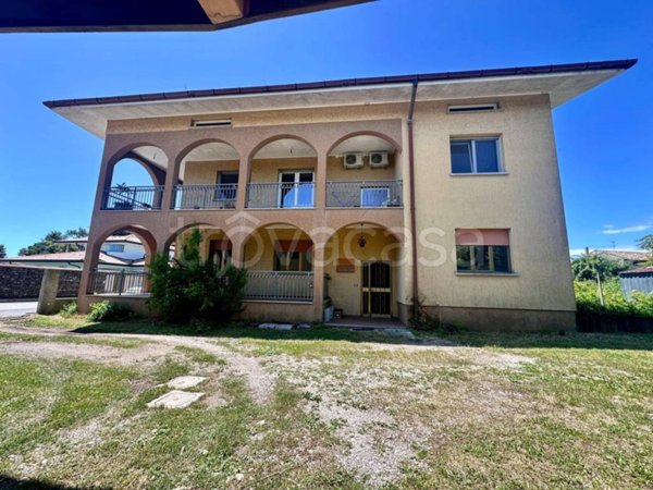 casa indipendente in vendita a Mereto di Tomba