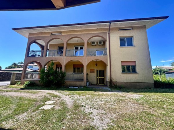 casa indipendente in vendita a Mereto di Tomba