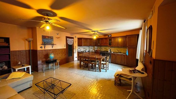 casa indipendente in vendita a Mereto di Tomba in zona San Marco