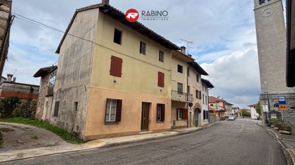 casa indipendente in vendita a Mereto di Tomba in zona Plasencis
