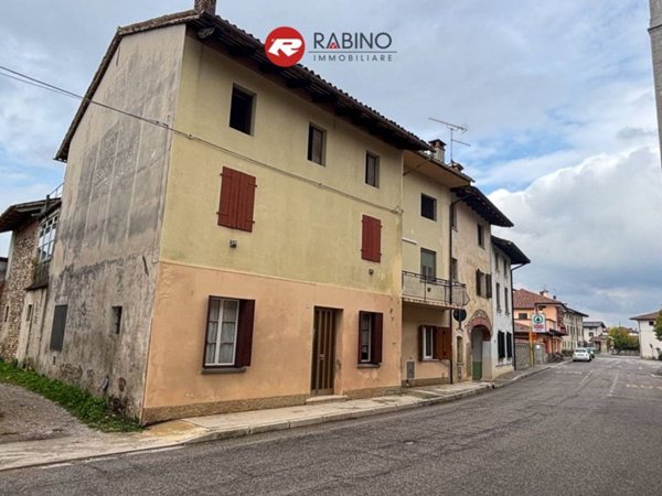 casa indipendente in vendita a Mereto di Tomba in zona Plasencis