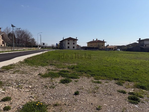 casa indipendente in vendita a Mereto di Tomba