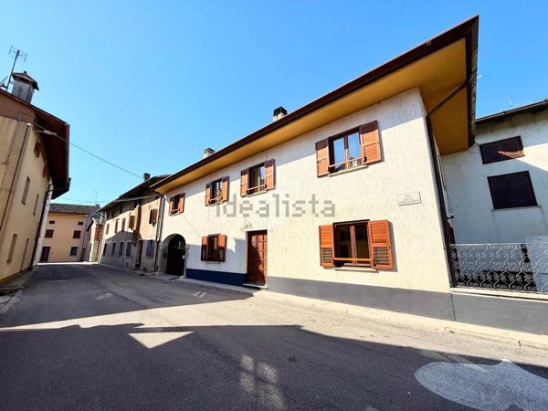 casa indipendente in vendita a Mereto di Tomba in zona San Marco