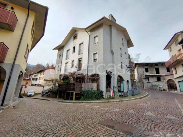trivano in vendita a Moggio Udinese