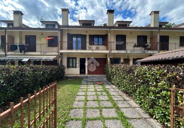 casa indipendente in vendita a Moggio Udinese