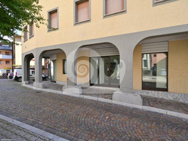 ufficio in vendita a Moggio Udinese