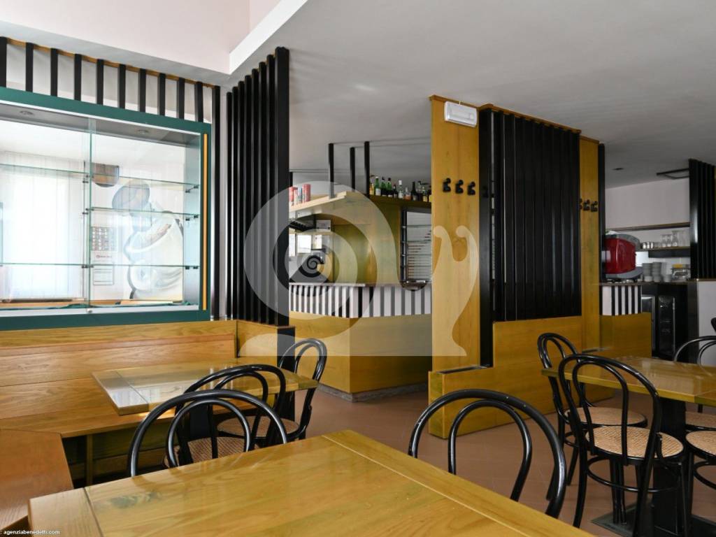 negozio in vendita a Moggio Udinese