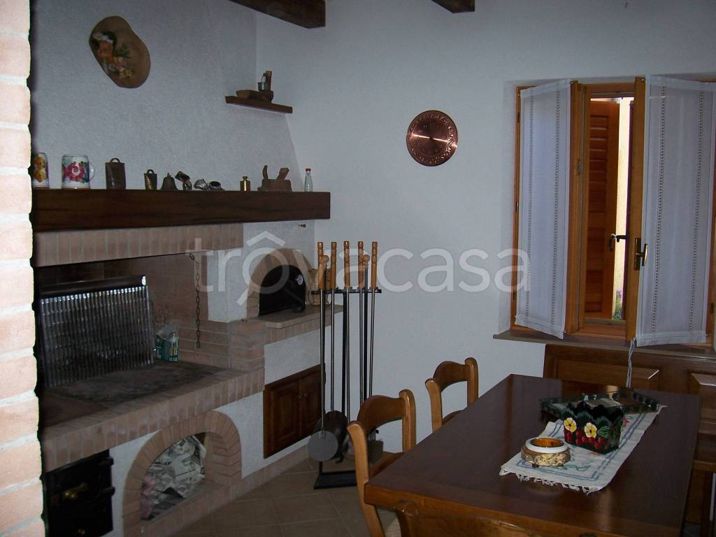 casa indipendente in vendita a Moggio Udinese in zona Grauzaria