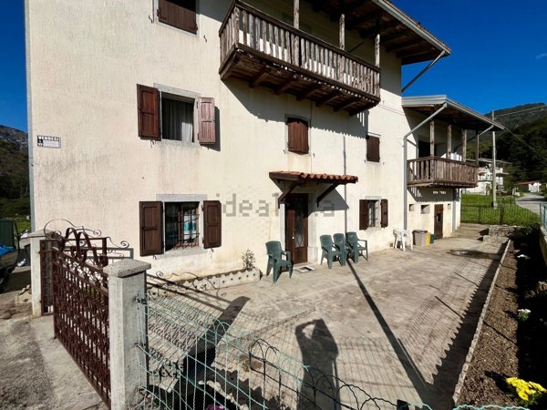 casa indipendente in vendita a Moggio Udinese in zona Pradis/Chiaranda