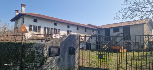 casale in vendita a Moimacco in zona Bottenicco