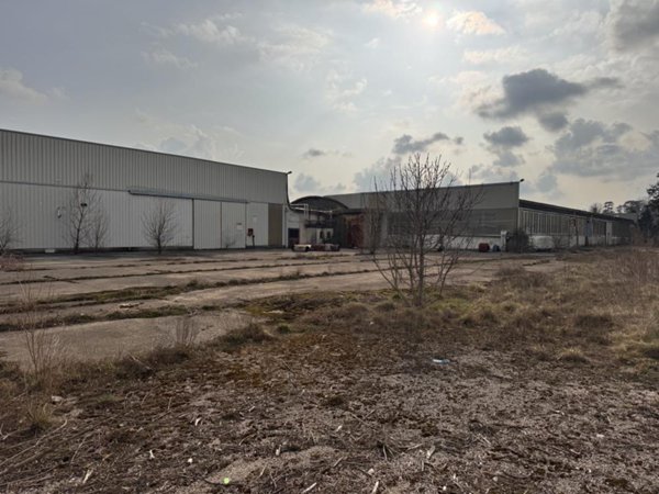 ufficio in vendita a Moimacco in zona Bottenicco