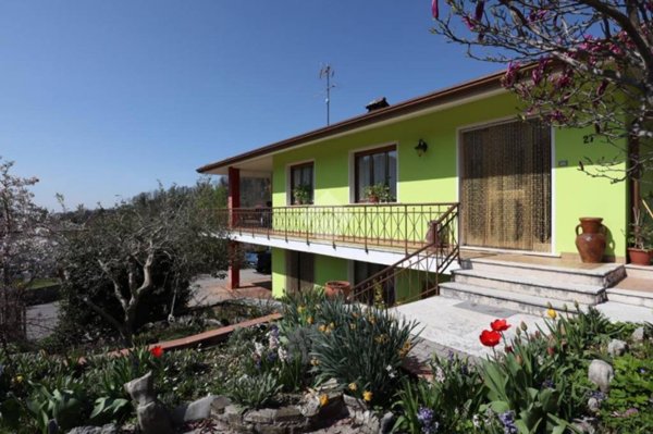 casa indipendente in vendita a Montenars