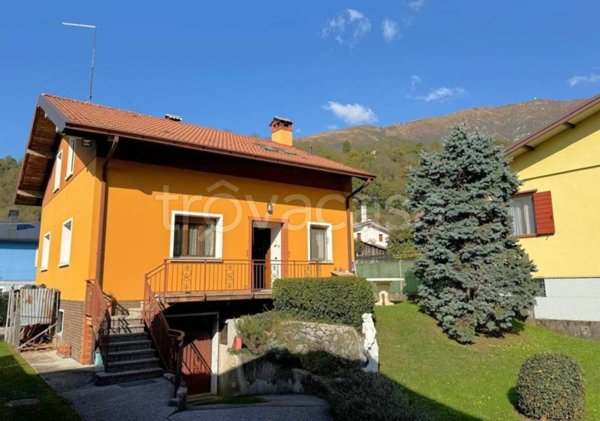 casa indipendente in vendita a Montenars in zona Isola