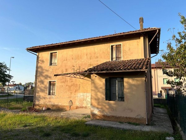 casa indipendente in vendita a Mortegliano